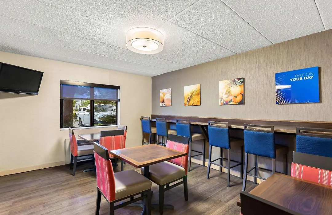 Comfort Inn White River Junction-1