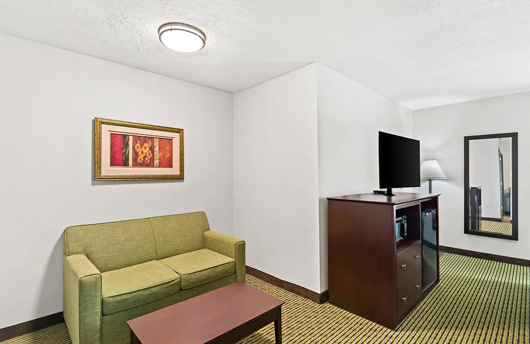 Quality Inn Dry Ridge-1