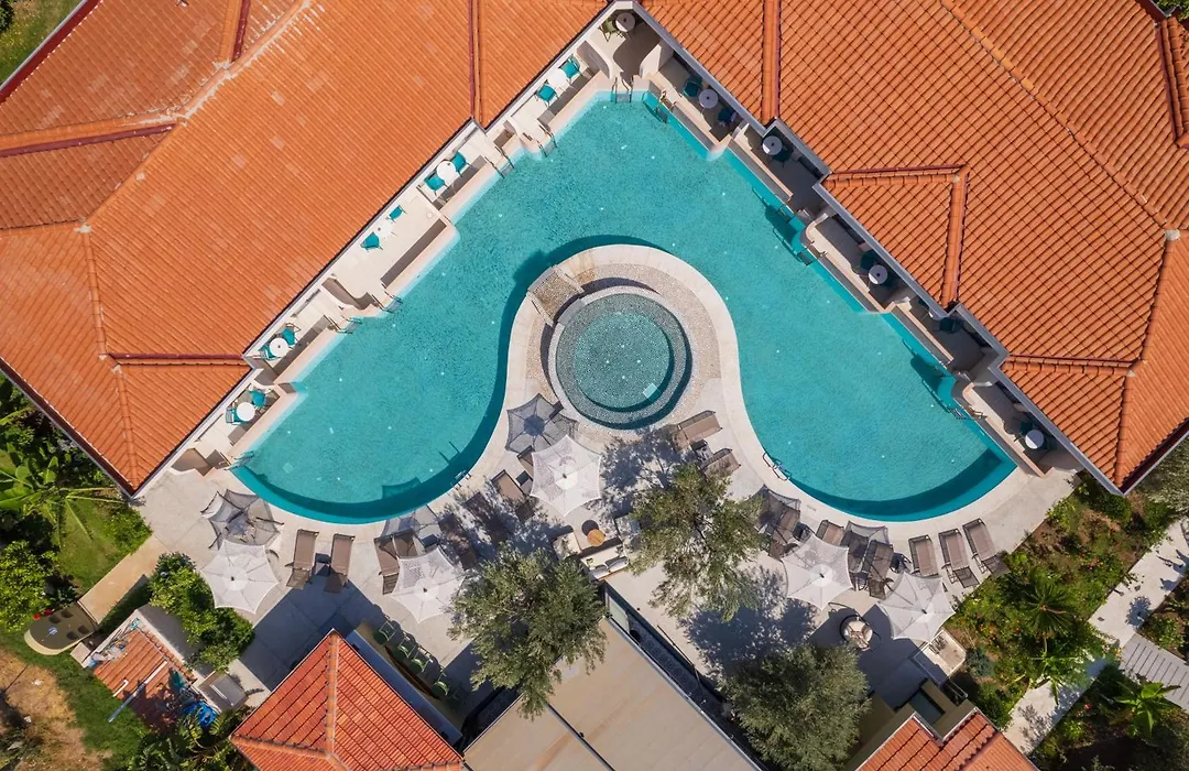 Z Exclusive Hotel And Villas-1
