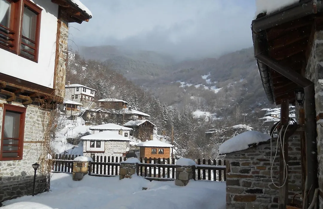Complex Kosovo Houses-1