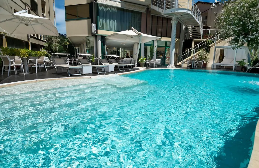 Park Hotel Cattolica & Restaurant-1