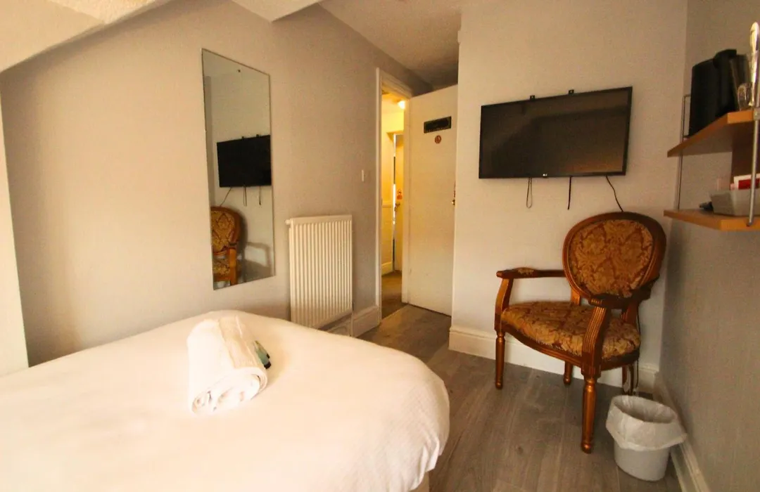 Oyo Abbey Lodge Hotel-1