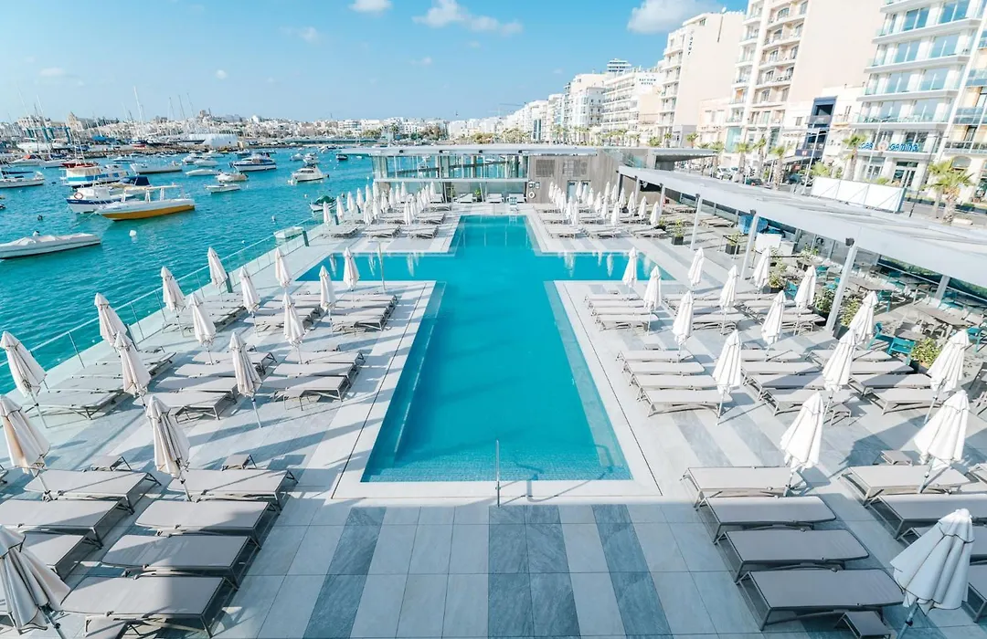 Blubay Apartments By St Hotels-1