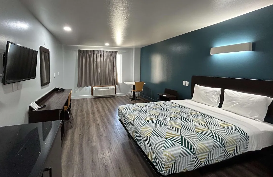 Motel 6-Hesperia, Ca - West Main Street I-15-1