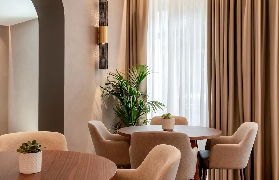 Ac Hotel By Marriott Clodio Roma-1