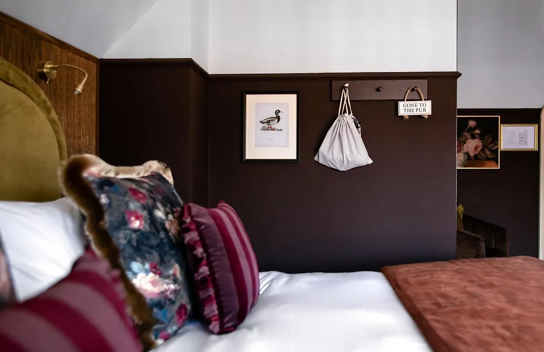 Red Lion Hotel-1