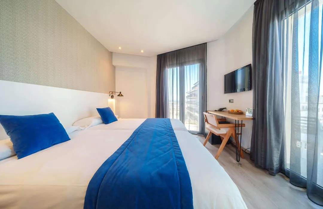 Mar Calma Hotel-1