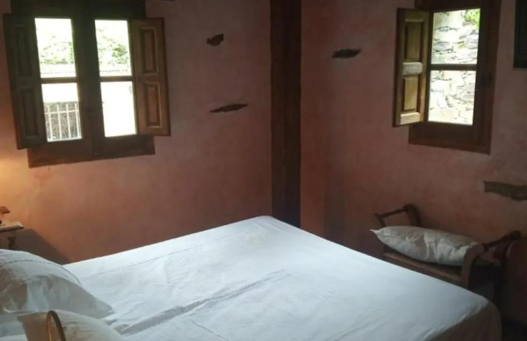 Hotel Rural La Fuente-1