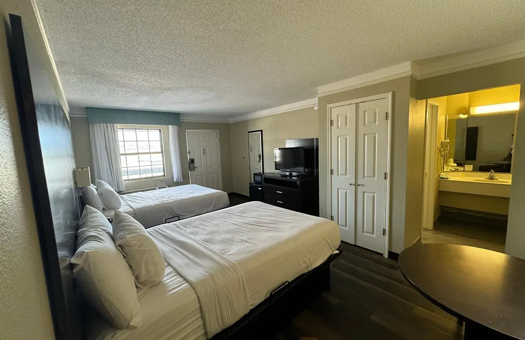 Quality Inn & Suites Tuscaloosa Near University-1