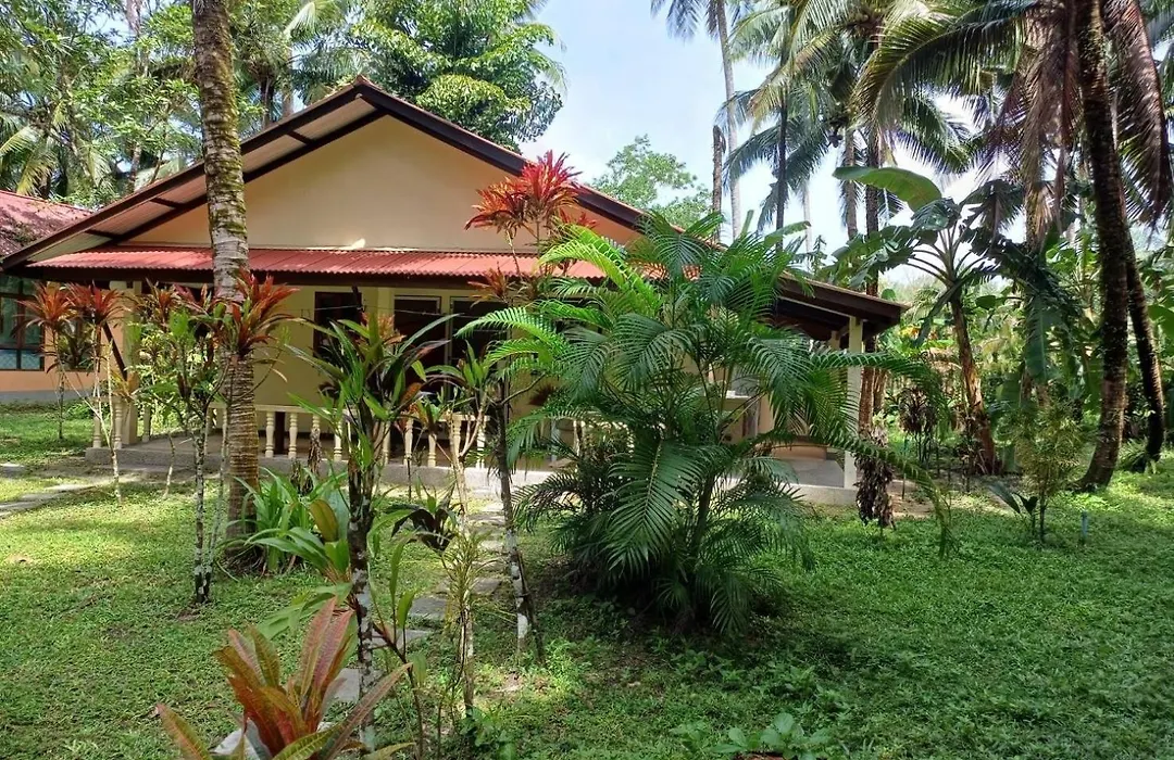 Lake View Bungalows-1
