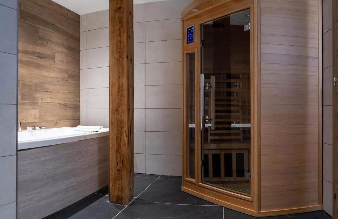 Géraniums Et Neige Fraîche, maison comtoise avec suites appartements de prestige, chambre tout confort, certaines avec spa et sauna privatifs au cœur du Jura à Métabief dans le Haut-Doubs-1