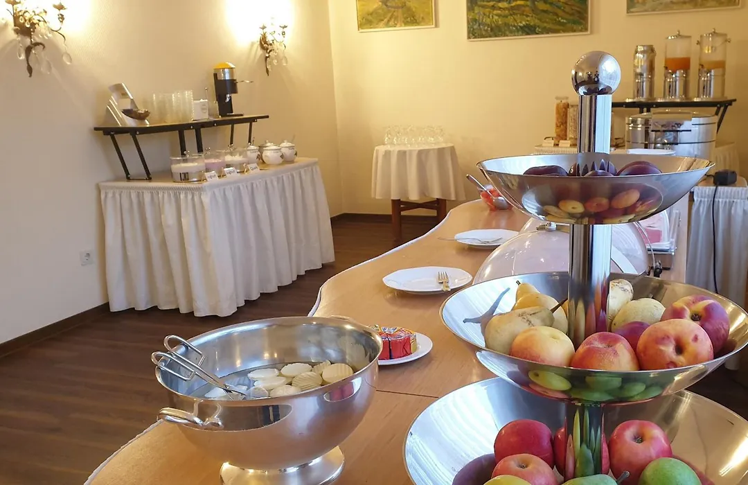 Hotel Hessischer Hof-1
