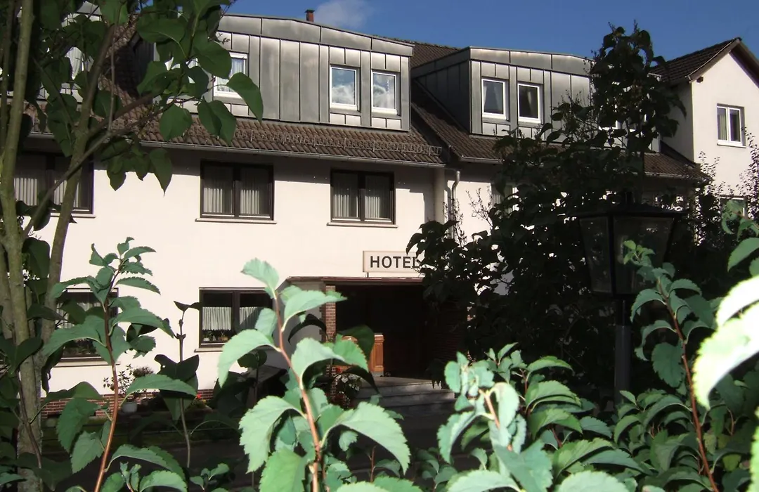 Zur Burgruine Frauenberg-1