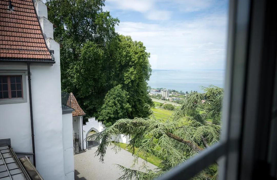 Schloss Wartensee-1