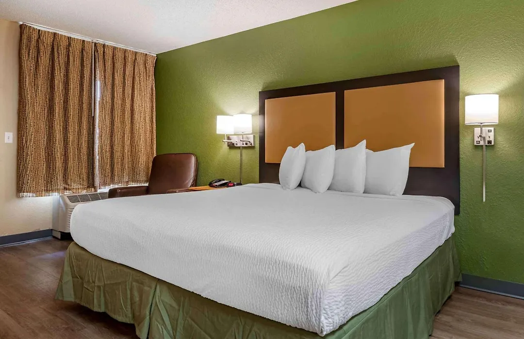 Extended Stay America Select Suites - Jacksonville - Southside - St Johns Towne Ctr-1