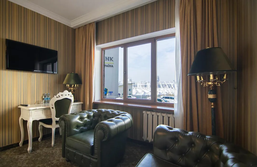 Royal Olympic Hotel-1