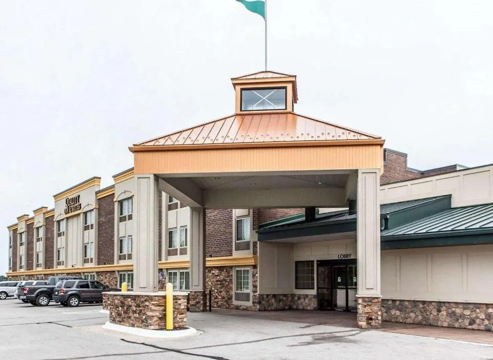 Quality Inn & Suites Ames Conference Center Near Isu Campus-1