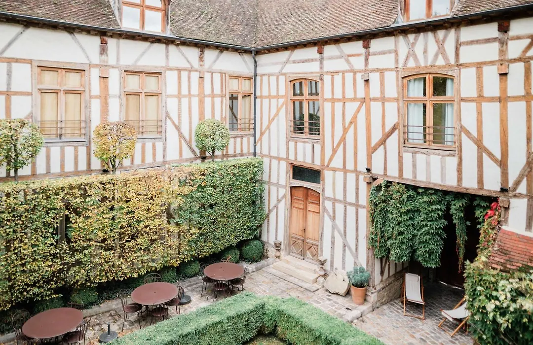 Hôtel la Maison de Rhodes&Spa-1