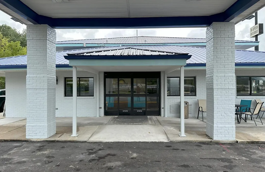 Days Inn By Wyndham Renfro Valley Mount Vernon-1