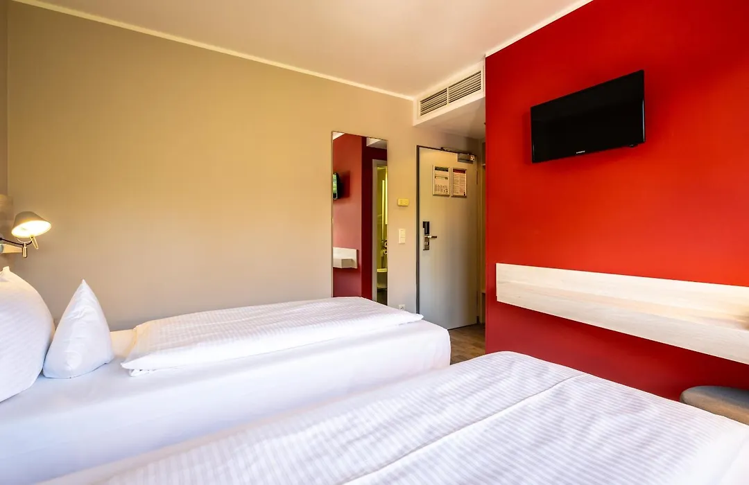 Serways Hotel Feucht Ost-1