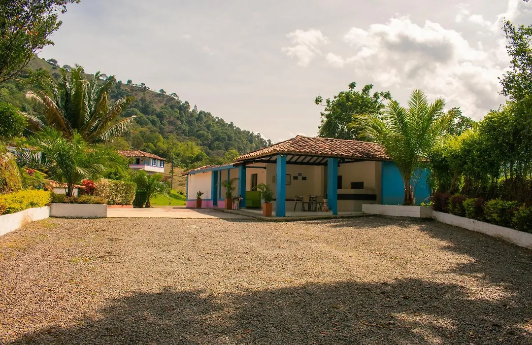 Hotel Jardín del Río-1