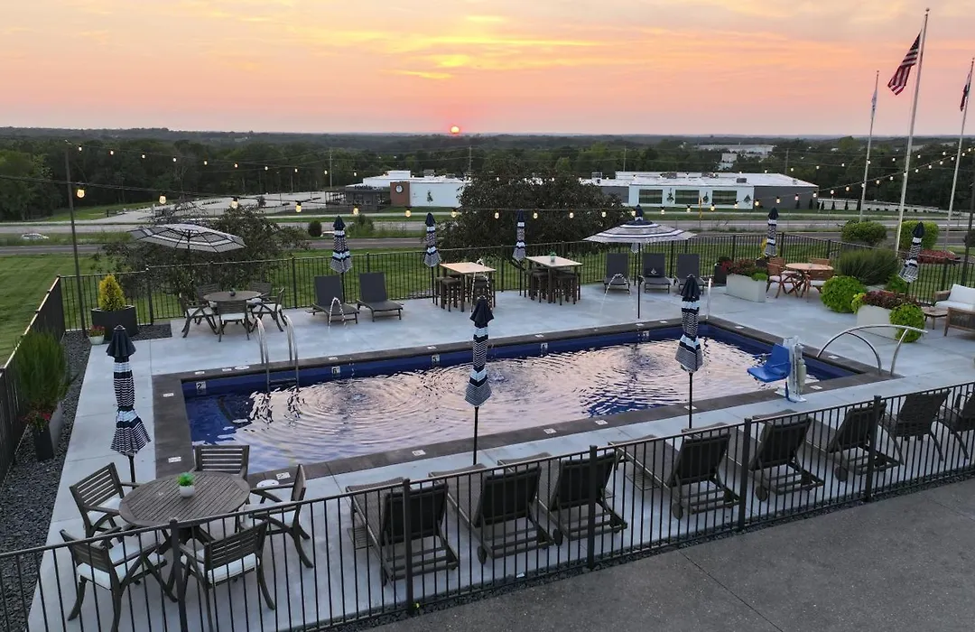 Pinemark Inn Suites Events-1
