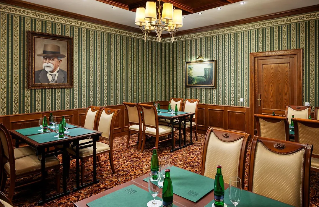 Carlsbad Plaza Medical Spa & Wellness Hotel-1