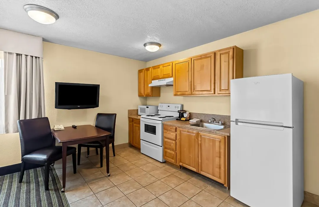 Quality Inn & Suites Vancouver - Hazel Dell-1