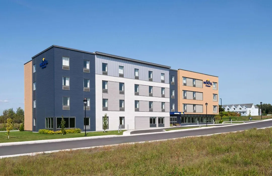 Microtel Inn & Suites By Wyndham Lachute-1