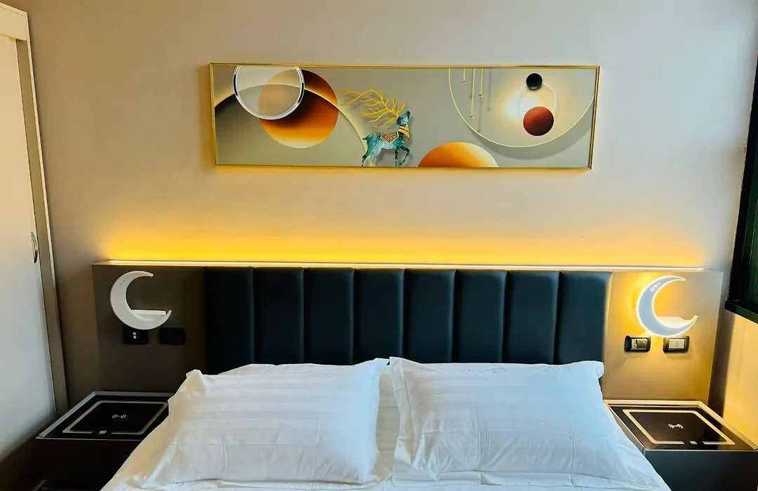 Hotel Royal-1