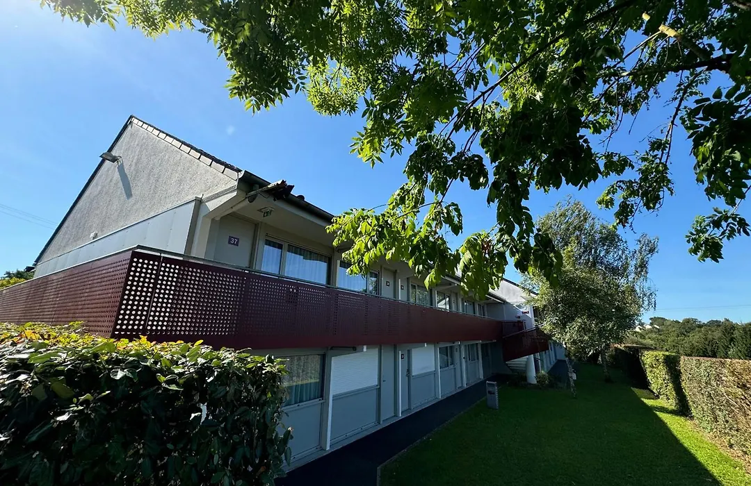 Best Hotel Mayenne-1