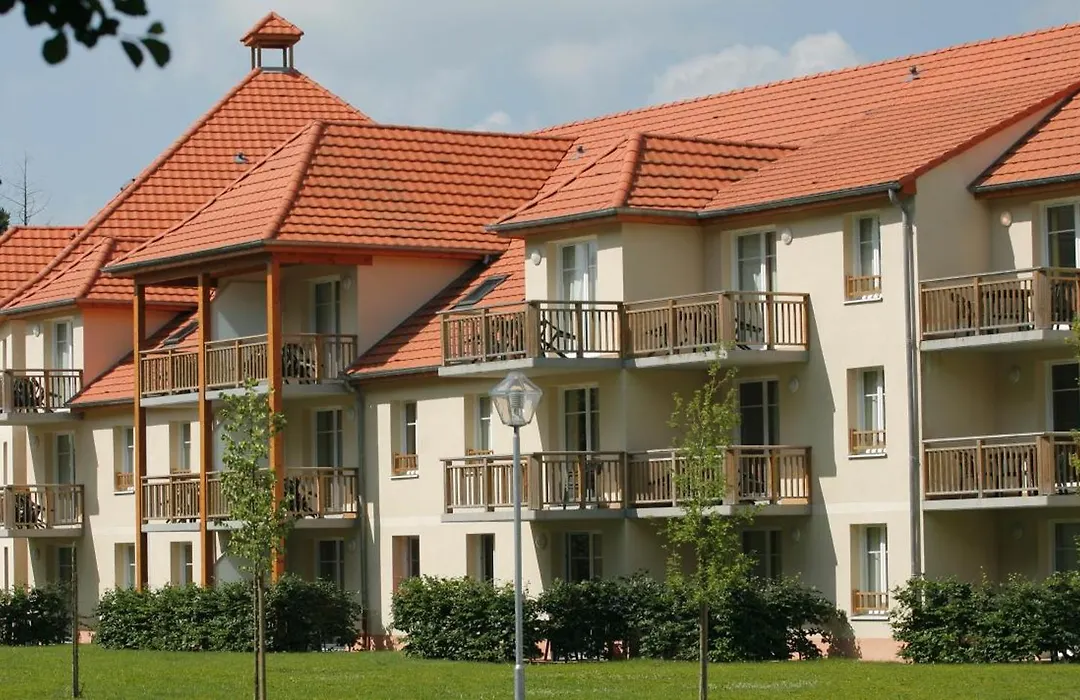 Residence de tourisme Les Allées du Green-1