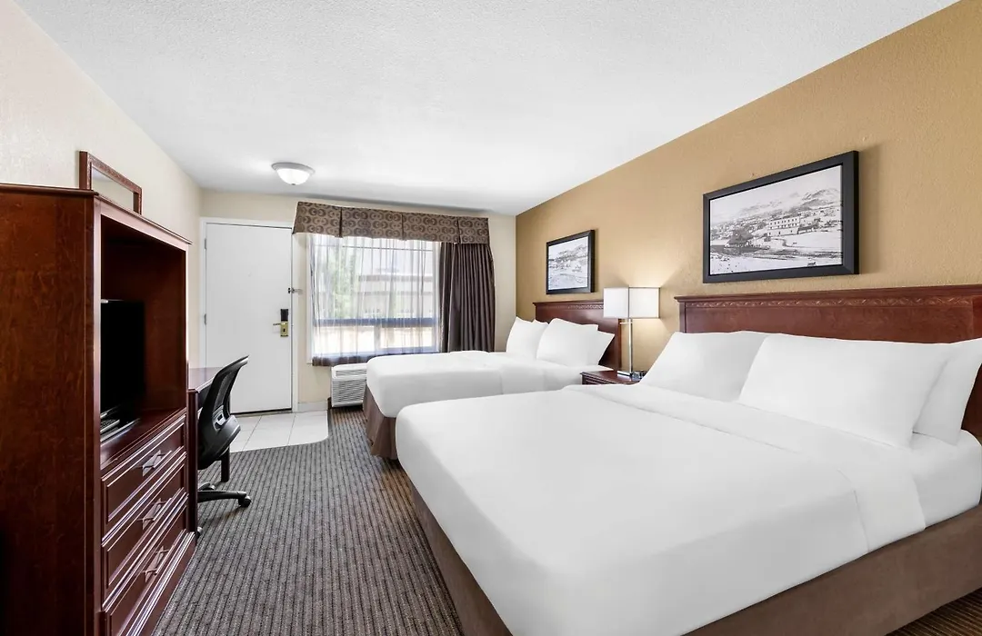 Surestay Plus Hotel By Best Western Drumheller-1