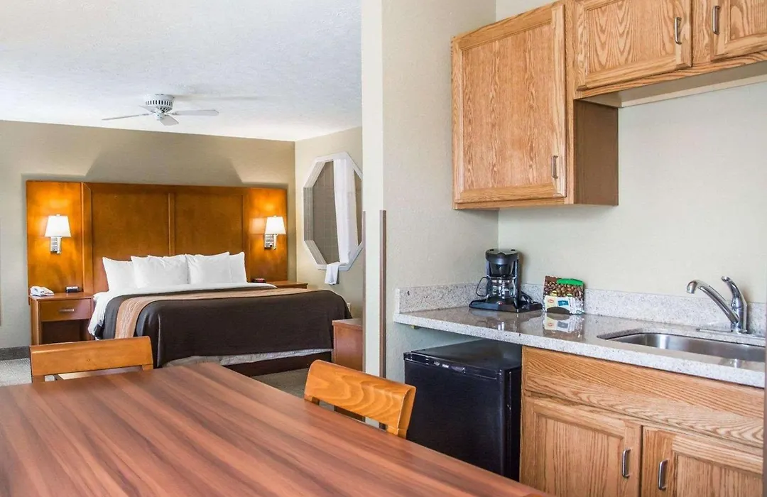 Comfort Inn Bellefontaine-1