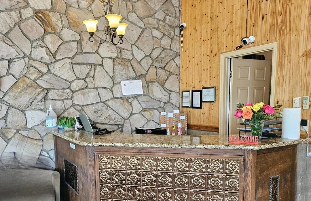 Shelton Inn-1