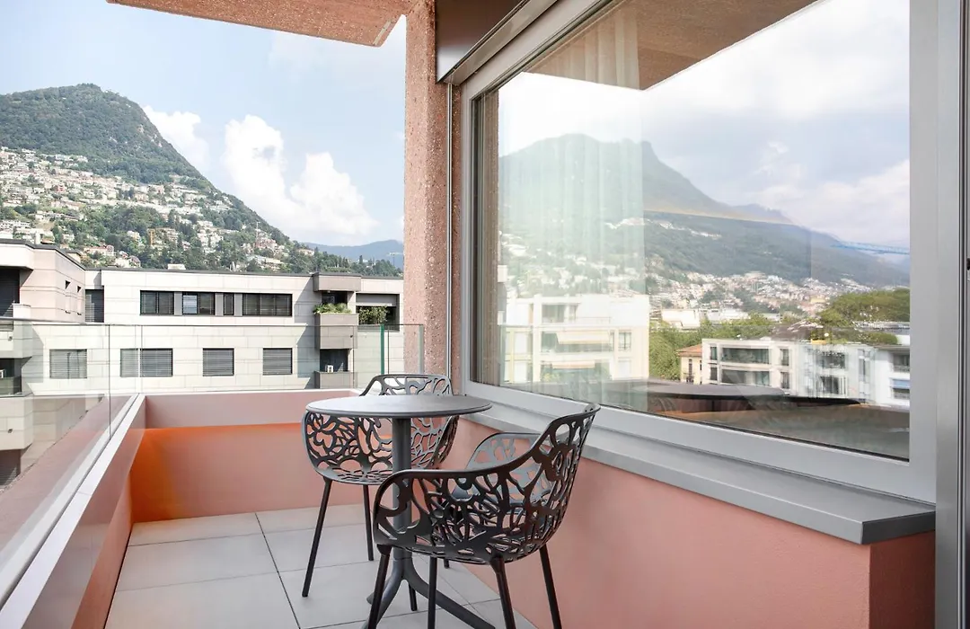 VISIONAPARTMENTS Lugano - contactless check-in-1