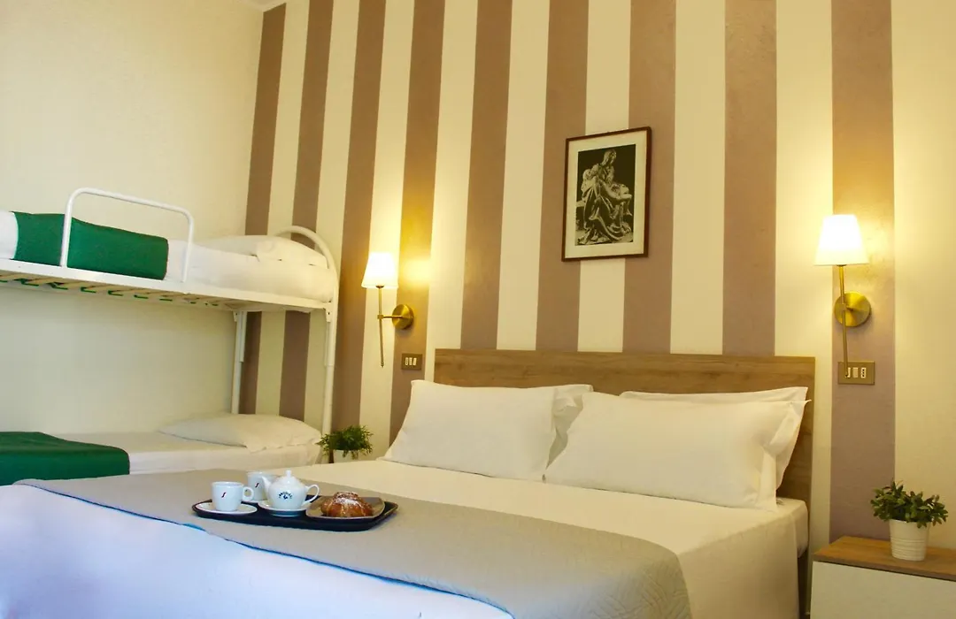 Roi Hotel-1