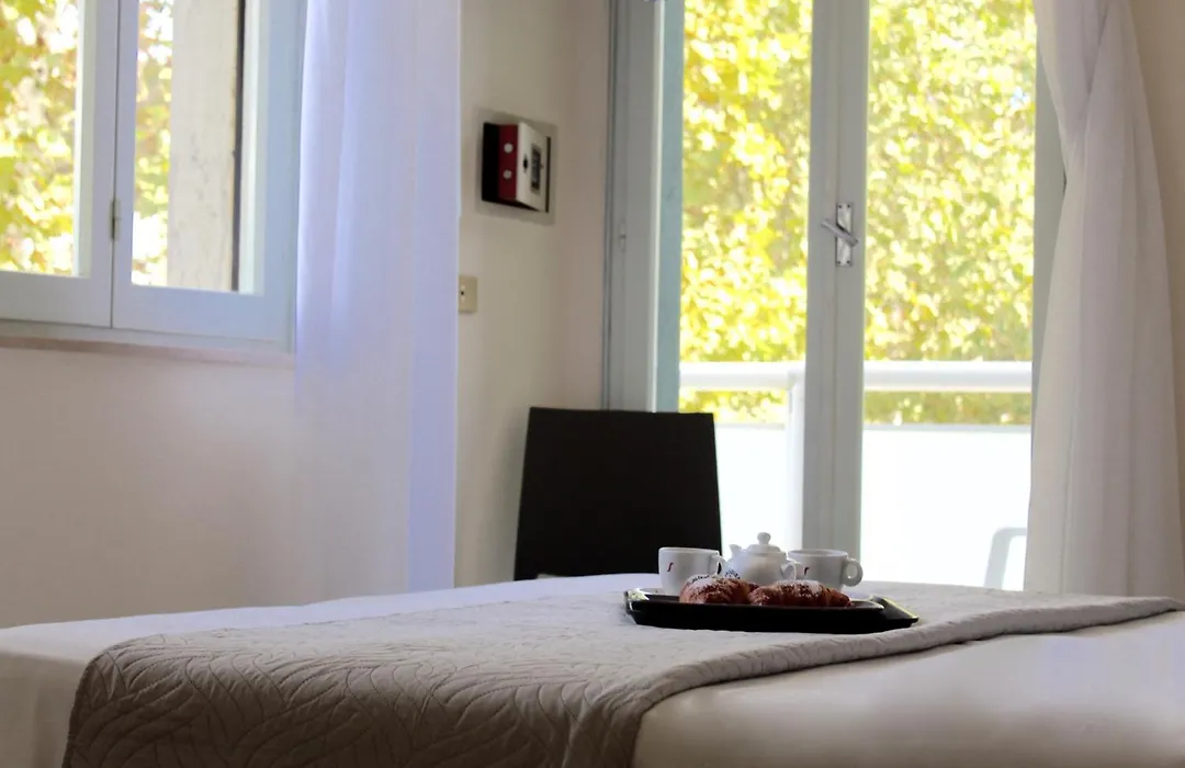Roi Hotel-1