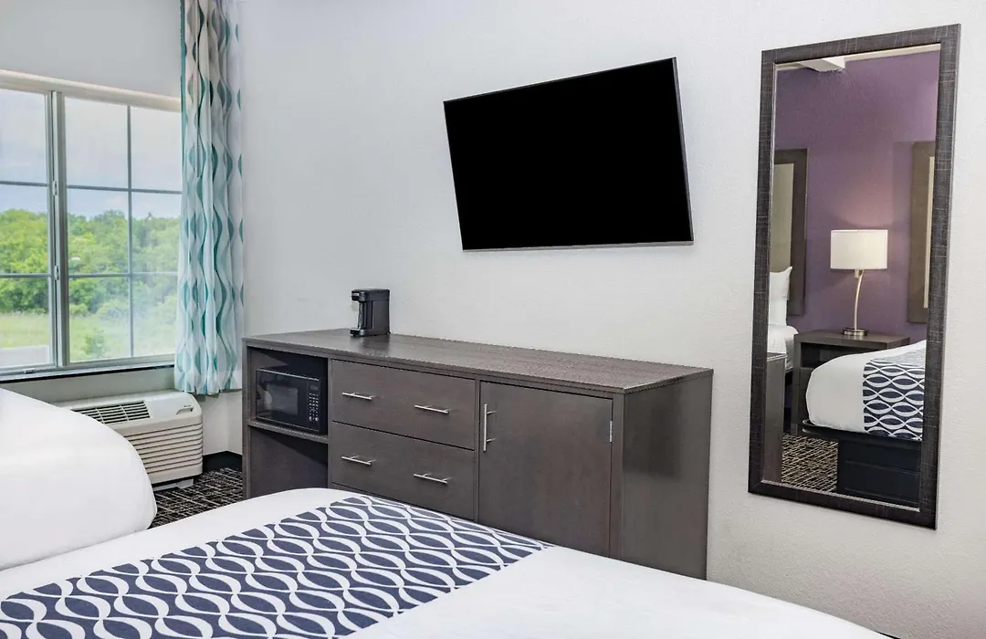 La Quinta Inn & Suites By Wyndham Norfolk-1