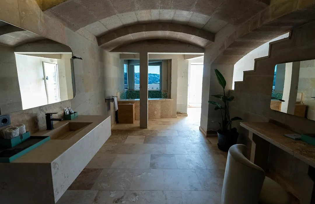 Be Still Alexa Smart Luxury Escape Adults Only-1