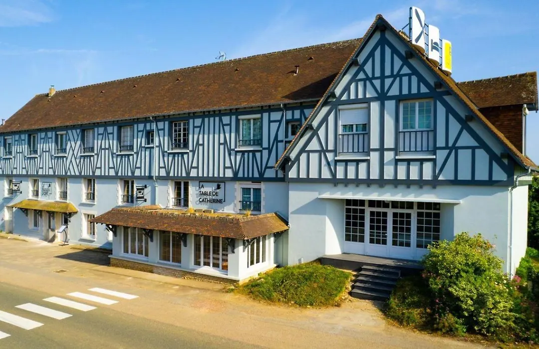 Logis Hotel Restaurant Le Faisan Dore-1