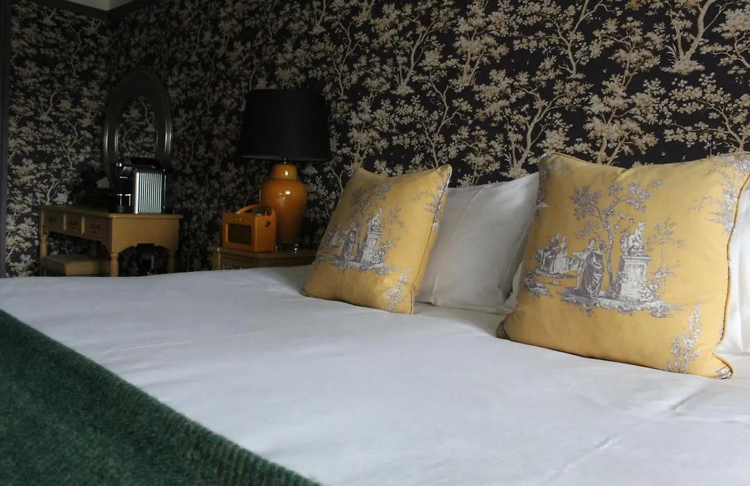 Bridport Arms Hotel-1