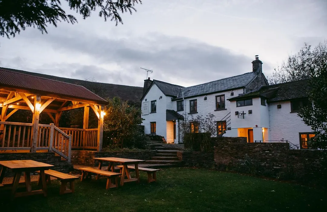 The Bulls Head Wild Cabins-1