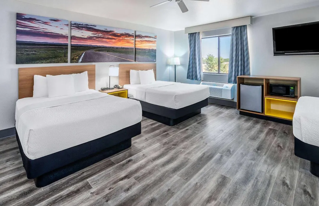 Days Inn By Wyndham Lamar-1