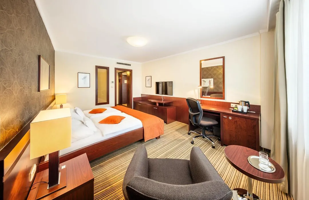 Apollo Hotel Bratislava-1