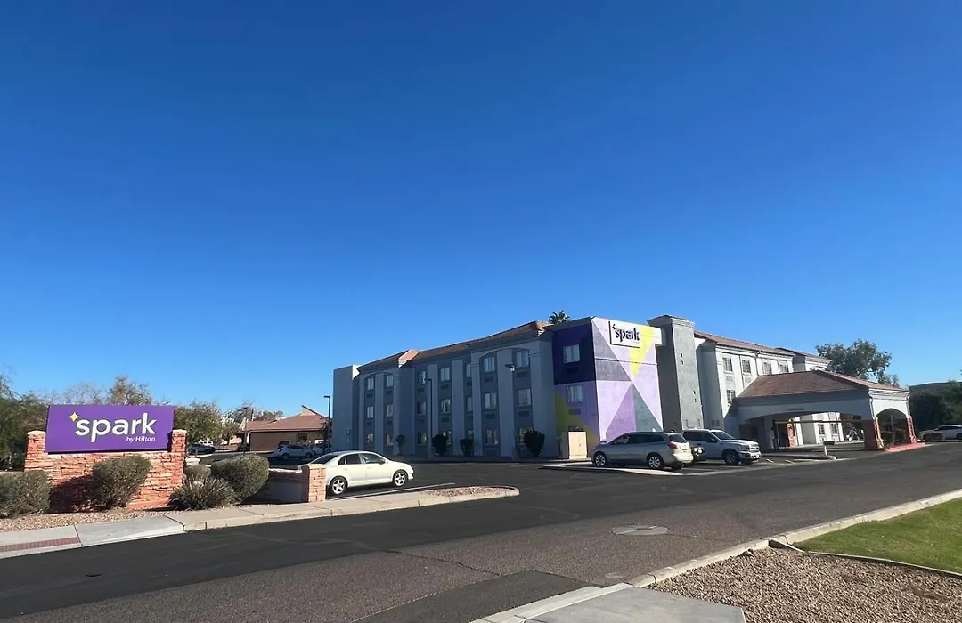 Spark By Hilton Phoenix-Glendale-Peoria-1