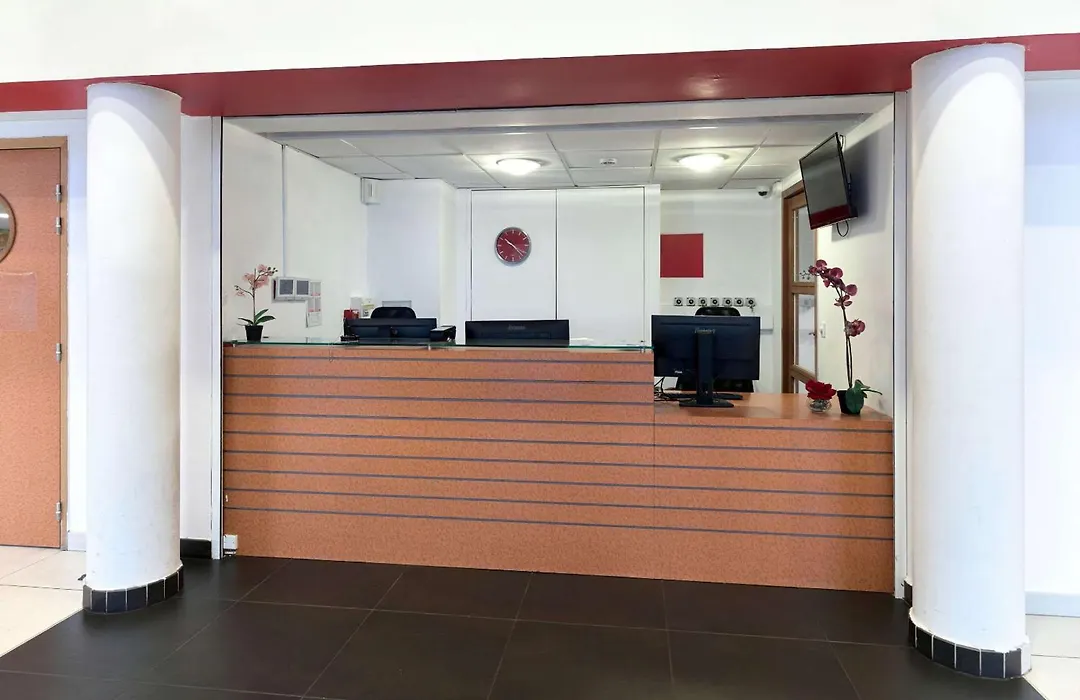Comfort Aparthotel Versailles, St Cyr L'Ecole-1