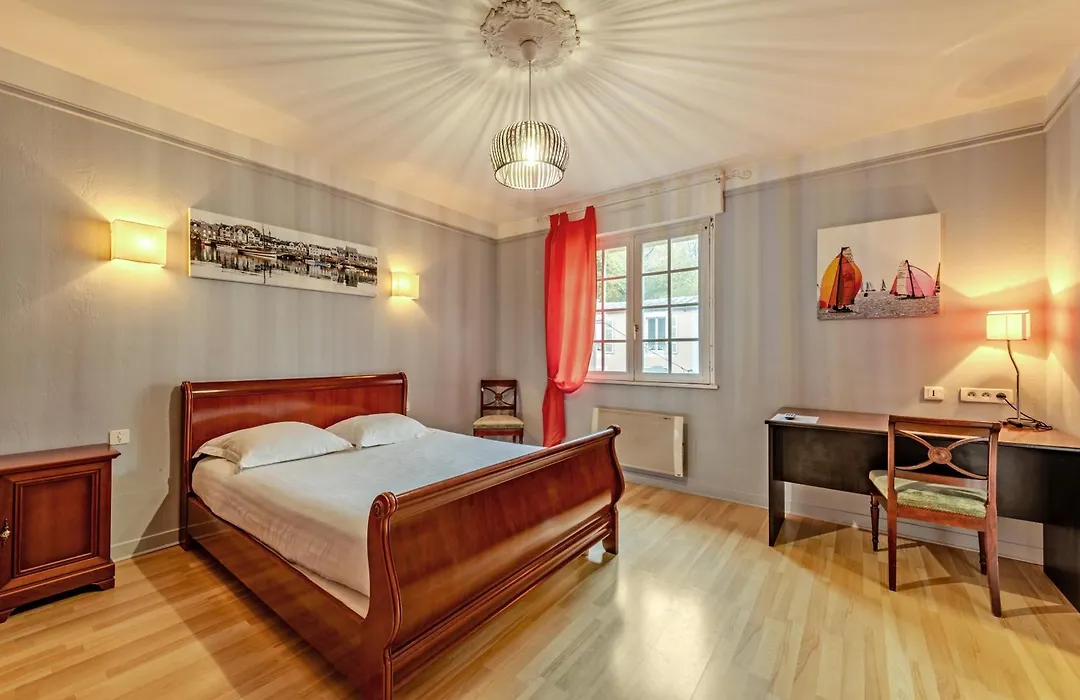 Logis Hotel De La Corniche-1