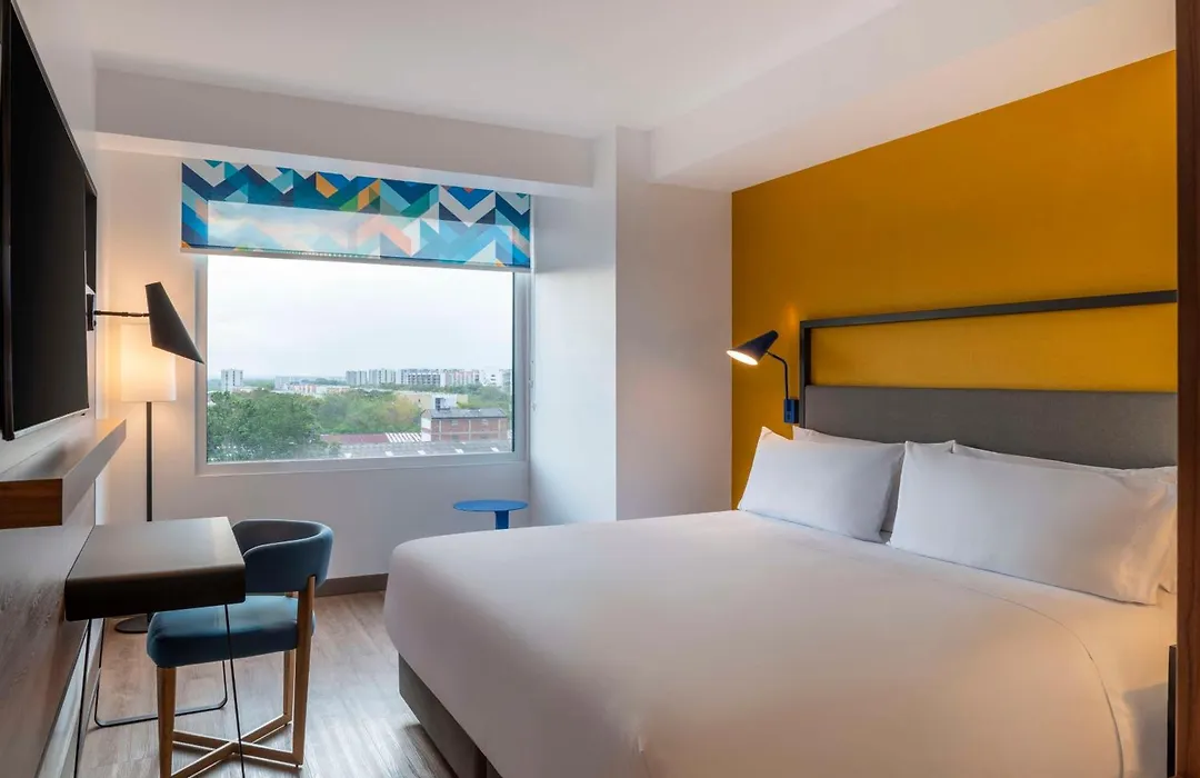 Tru By Hilton Cali Sur-1