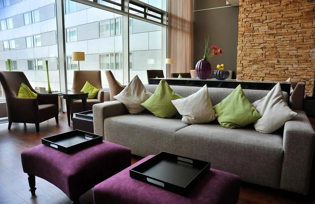 Tulip Inn Hotel Düsseldorf Arena - 2 Minuten Fußweg zur Messe-1